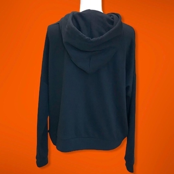 NWT Levi's Drop-Shoulder Batwing Graphic Hoodie | Large - Picture 4 of 5